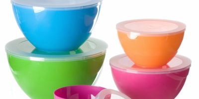 Different size safe plastic colorful bowls (4)