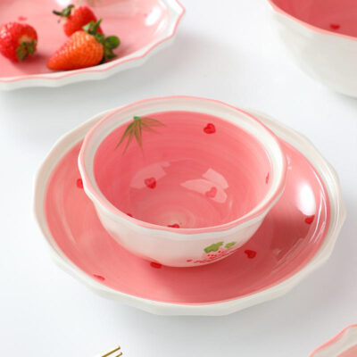 Cute strawberry ceramic bowl for noodles