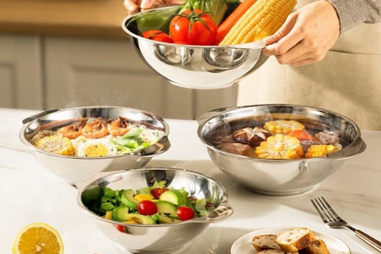 304 stainless steel mixing bowl with side handle