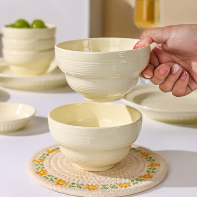 4.5-inch ceramic bowl for kitchen decor