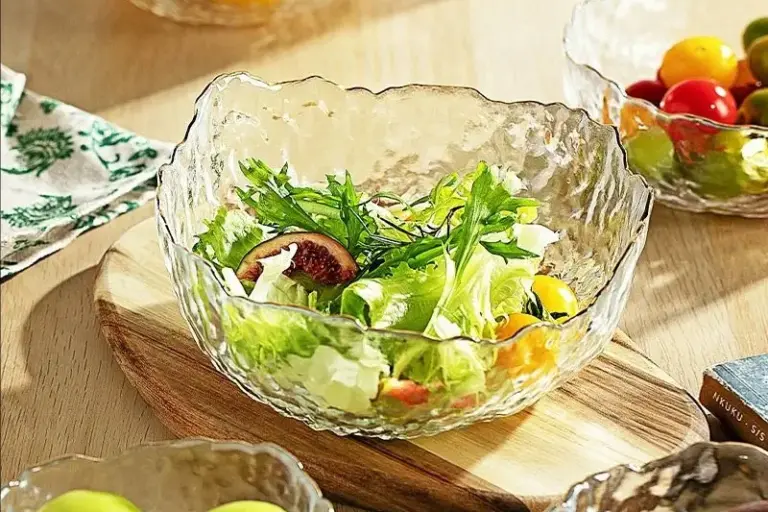 Modern light luxury glass fruit plate