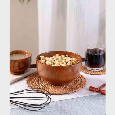wood round food bowl for salad and dessert